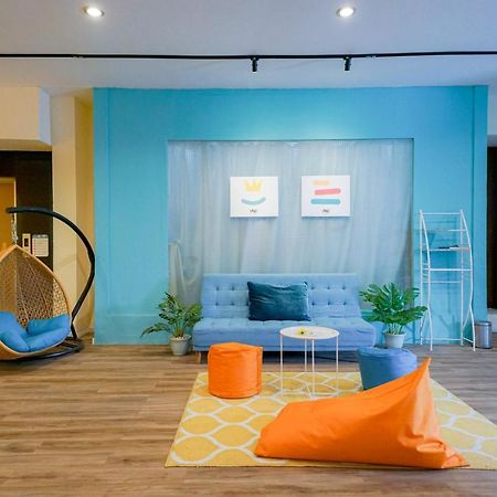 Reddoorz @ Sunset Point Seminyak Hotel Екстериор снимка