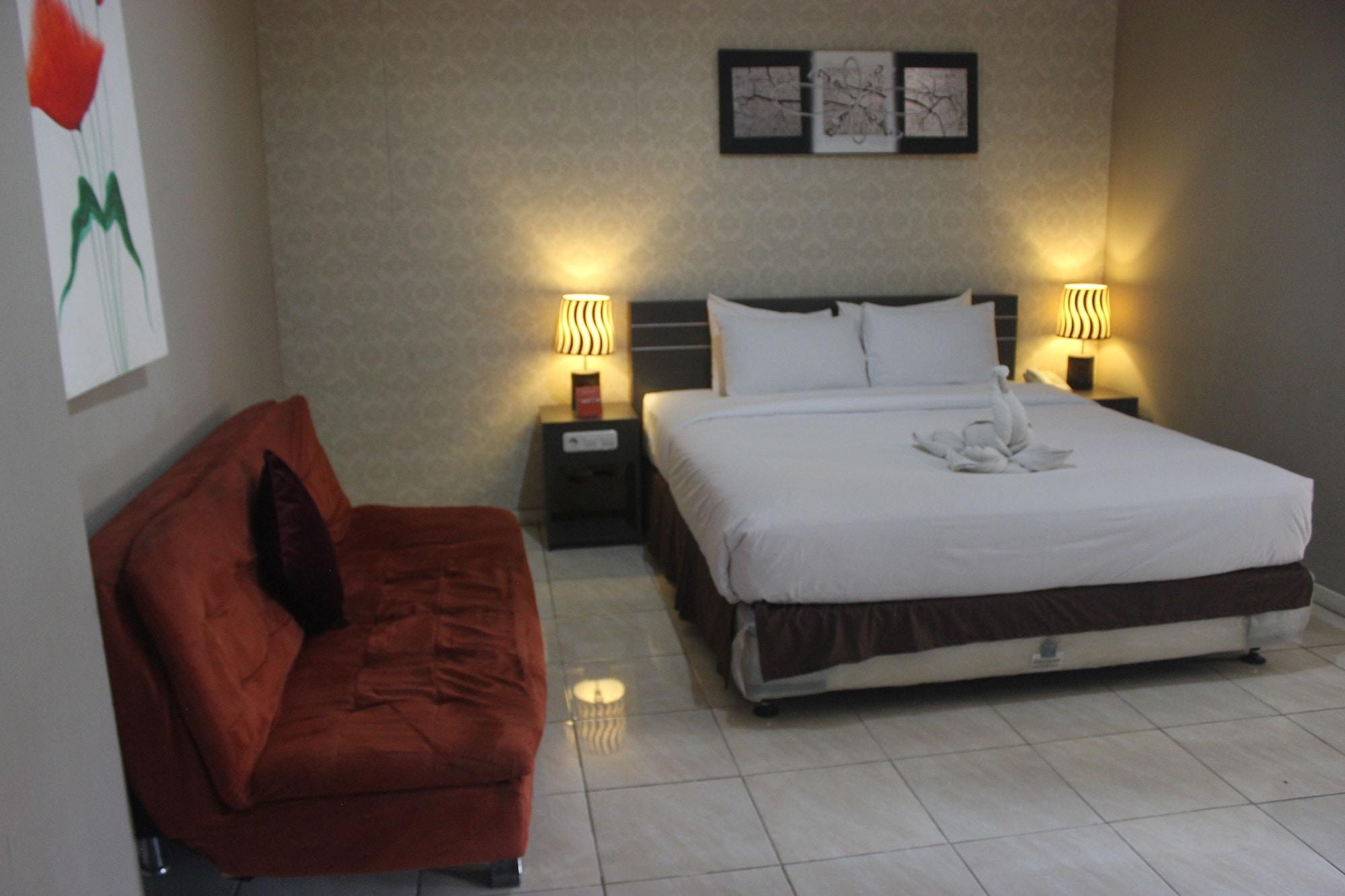 Reddoorz @ Sunset Point Seminyak Hotel Екстериор снимка