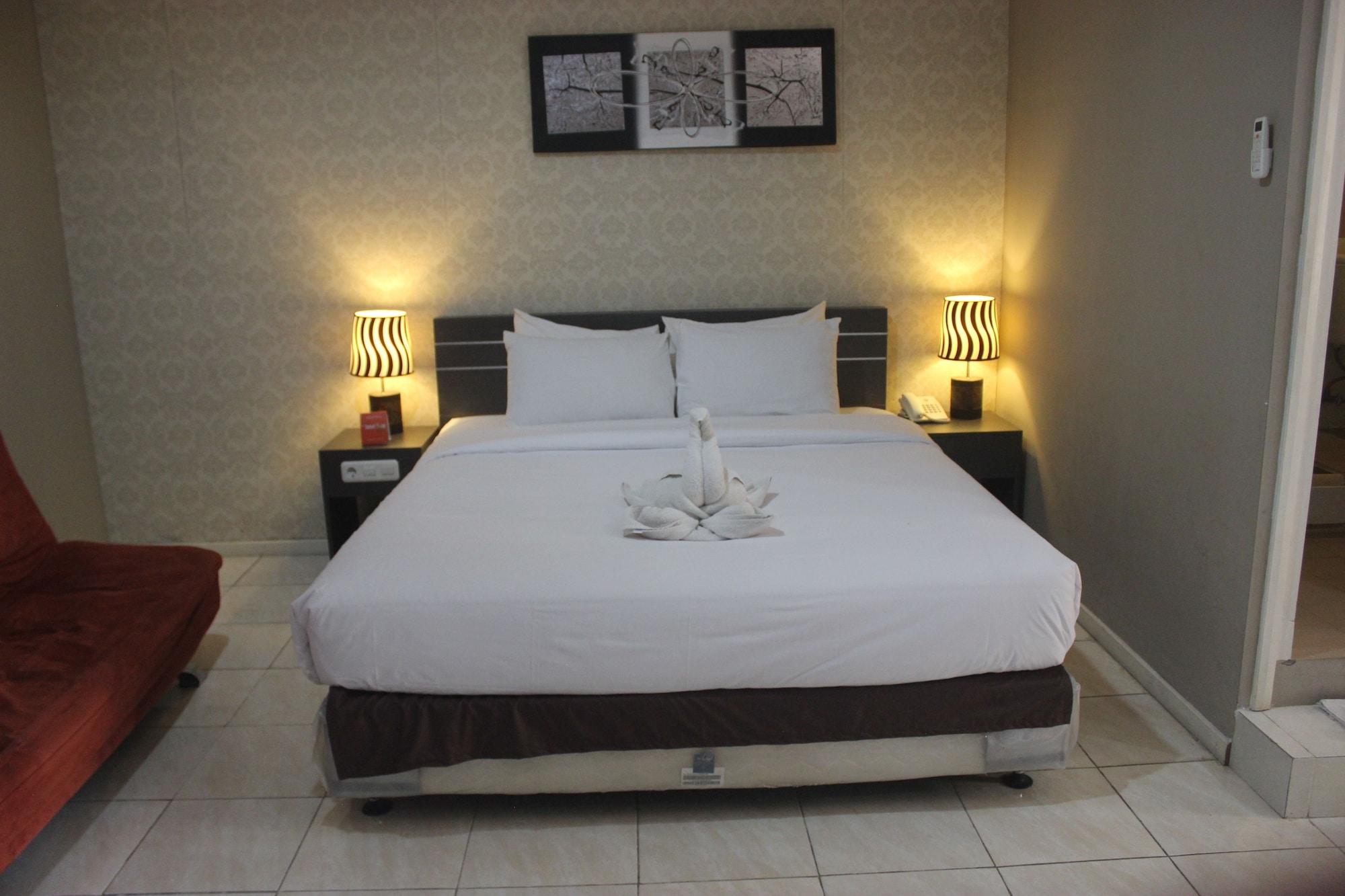 Reddoorz @ Sunset Point Seminyak Hotel Екстериор снимка