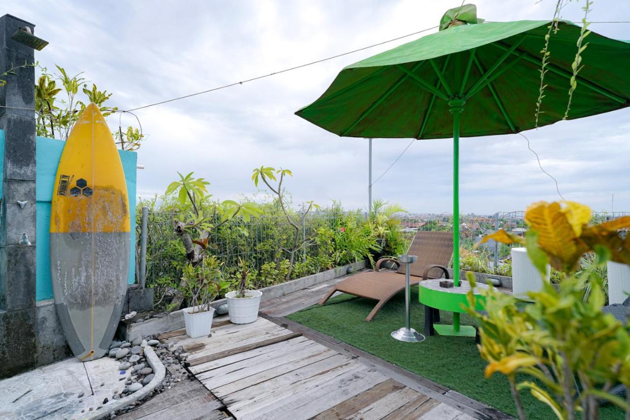 Reddoorz @ Sunset Point Seminyak Hotel Екстериор снимка