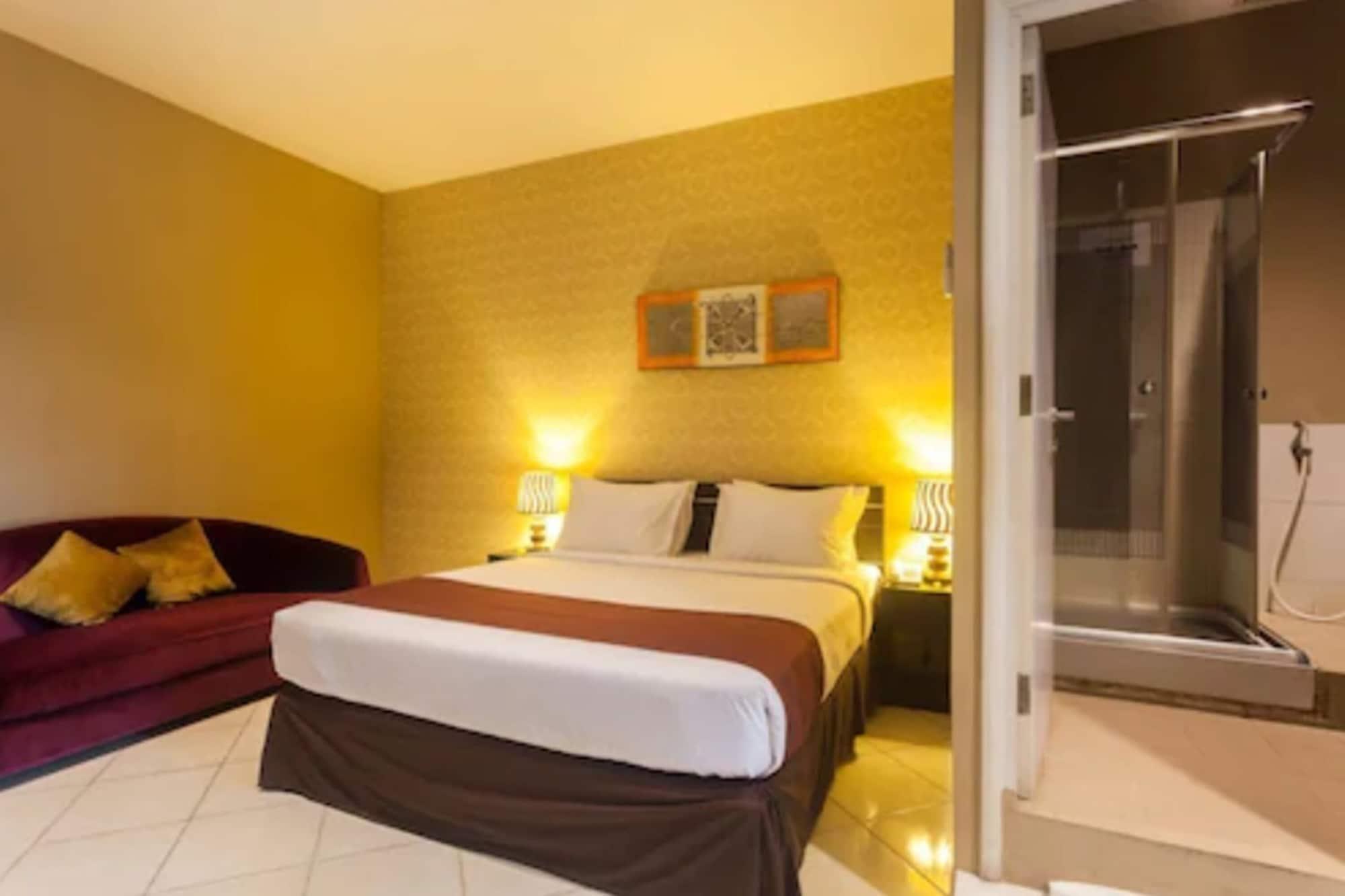 Reddoorz @ Sunset Point Seminyak Hotel Екстериор снимка