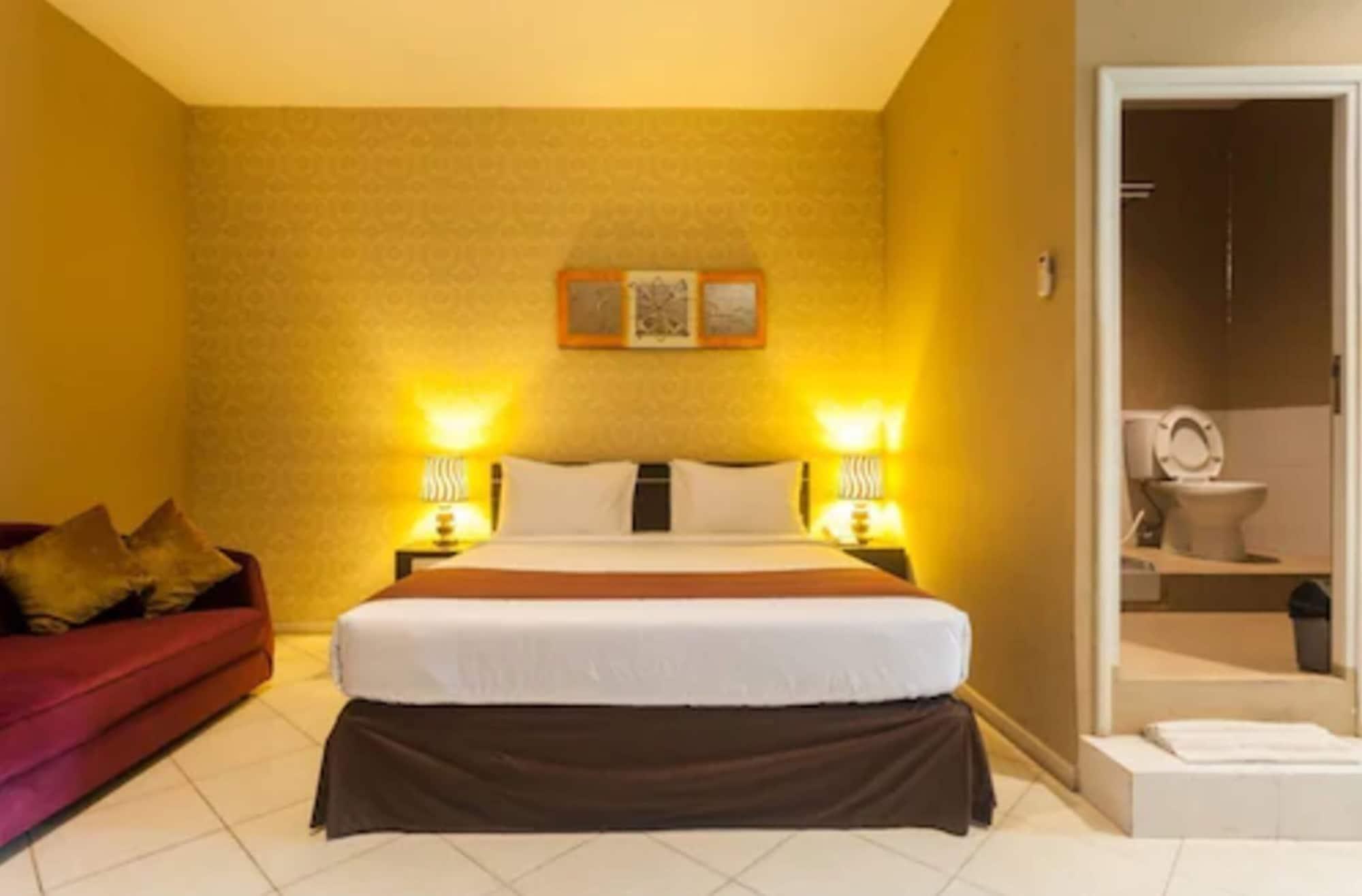 Reddoorz @ Sunset Point Seminyak Hotel Екстериор снимка