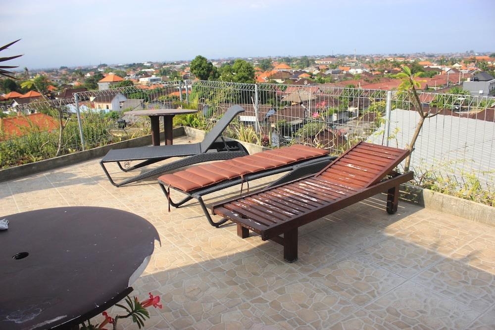 Reddoorz @ Sunset Point Seminyak Hotel Екстериор снимка