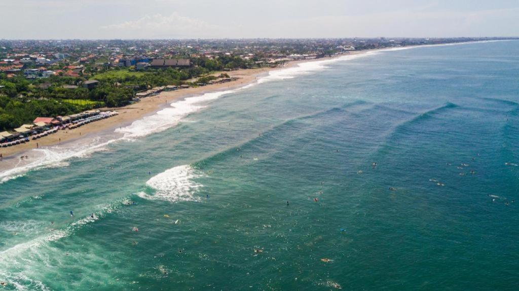 Reddoorz @ Sunset Point Seminyak Hotel Екстериор снимка